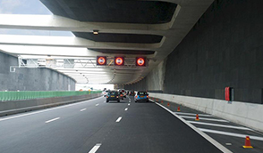 The A4 project involved the widening of the motorway between Burgerveen Junction and Leiden, one of the busiest traffic corridors in the Randstad region. Key works included the construction of a second aqueduct under the Haarlemmermeer ring canal and a sunken section near Leiden to improve traffic flow and reduce environmental impact. Hans Grabandt played a crucial role as Technical Manager during the execution phase, ensuring seamless integration of engineering disciplines, contract requirements, and on-site delivery. His contribution was essential in completing this high-profile infrastructure upgrade successfully.